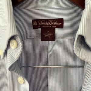 Brooks Brothers blue-white stripped classic boys dress shirt.